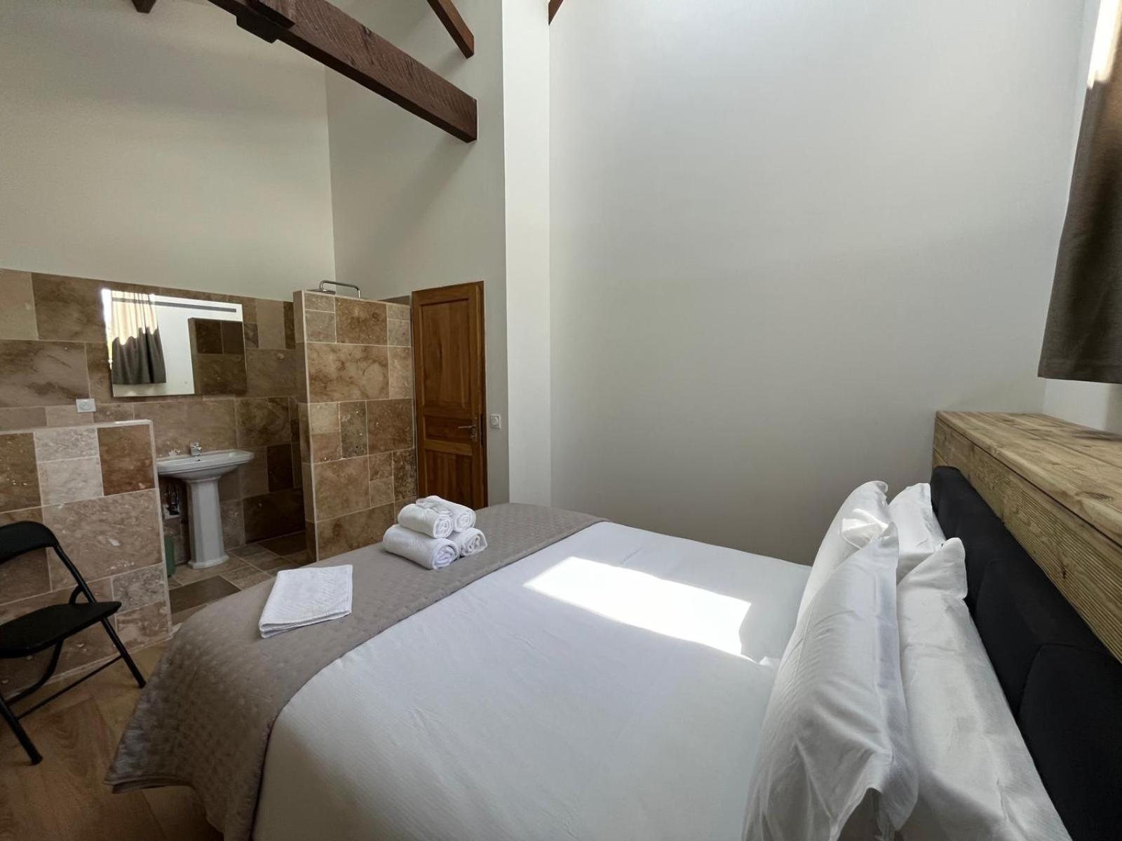Fantastic Petit Beauval Hotel Saint-Sulpice-et-Cameyrac Exterior photo